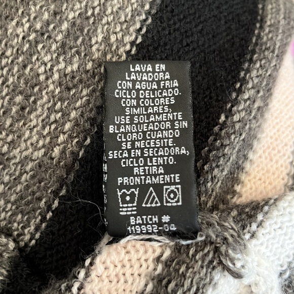 Evelyn Taylor Striped Sweater - Medium - Picture 5 of 7